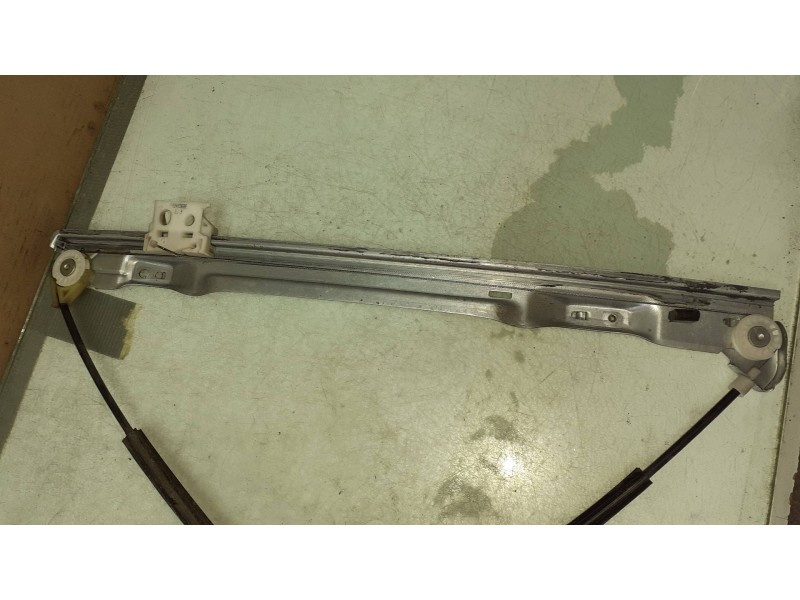 Recambio de elevalunas delantero derecho para citroen c4 picasso exclusive referencia OEM IAM 9682493680  ELECTRICO