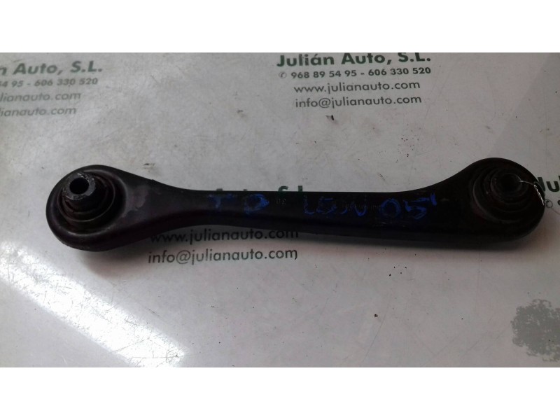 Recambio de brazo suspension superior trasero derecho para seat leon (1p1) reference referencia OEM IAM 1K0501529F  