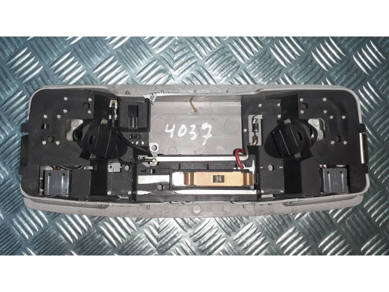 Recambio de luz interior para mazda 6 berlina (gg) 1.8 active (4-ptas.) referencia OEM IAM   