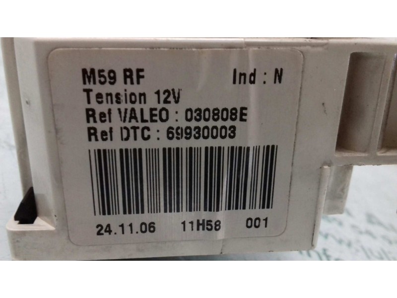 Recambio de mando climatizador para peugeot partner (s2) totem referencia OEM IAM 69930003 030808E VALEO