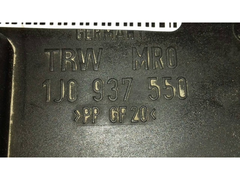 Recambio de caja reles / fusibles para skoda octavia berlina (1z3) edition 100 referencia OEM IAM 1J0937550 TRW MRO BORNE BATERI