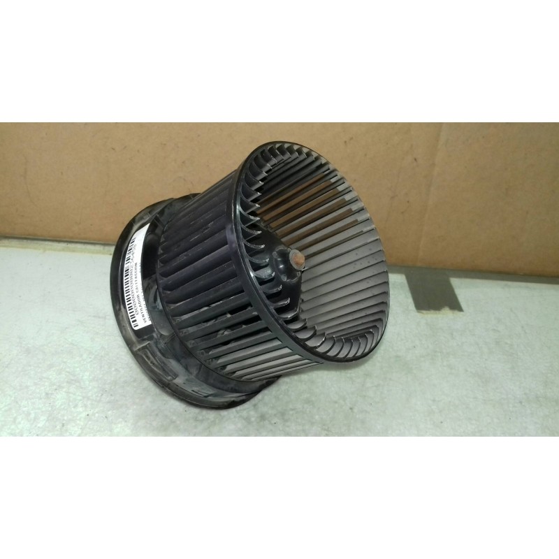 Recambio de ventilador calefaccion para peugeot 207 sport referencia OEM IAM NN102994D GMVA7RFTA VALEO