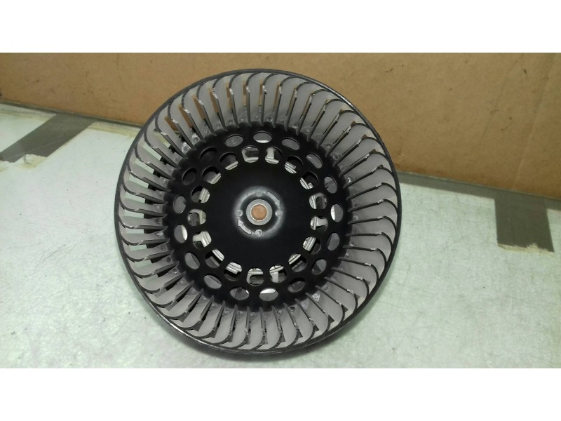 Recambio de ventilador calefaccion para peugeot 207 sport referencia OEM IAM NN102994D GMVA7RFTA VALEO