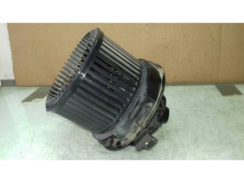 Recambio de ventilador calefaccion para peugeot 207 sport referencia OEM IAM NN102994D GMVA7RFTA VALEO