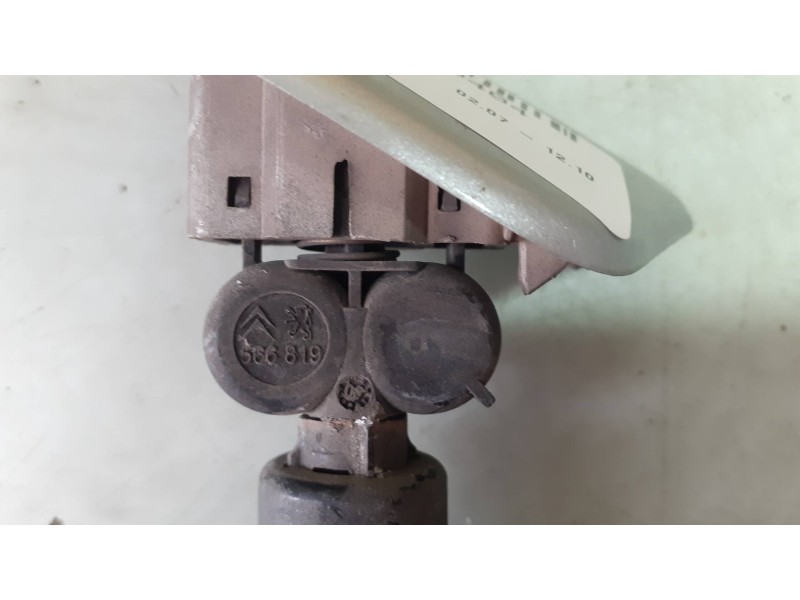 Recambio de limpia faros xenon para citroen c4 picasso exclusive referencia OEM IAM 9656681477  21260900