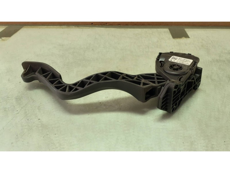Recambio de potenciometro pedal para peugeot 207 sport referencia OEM IAM 968075688002 6PV00908300 