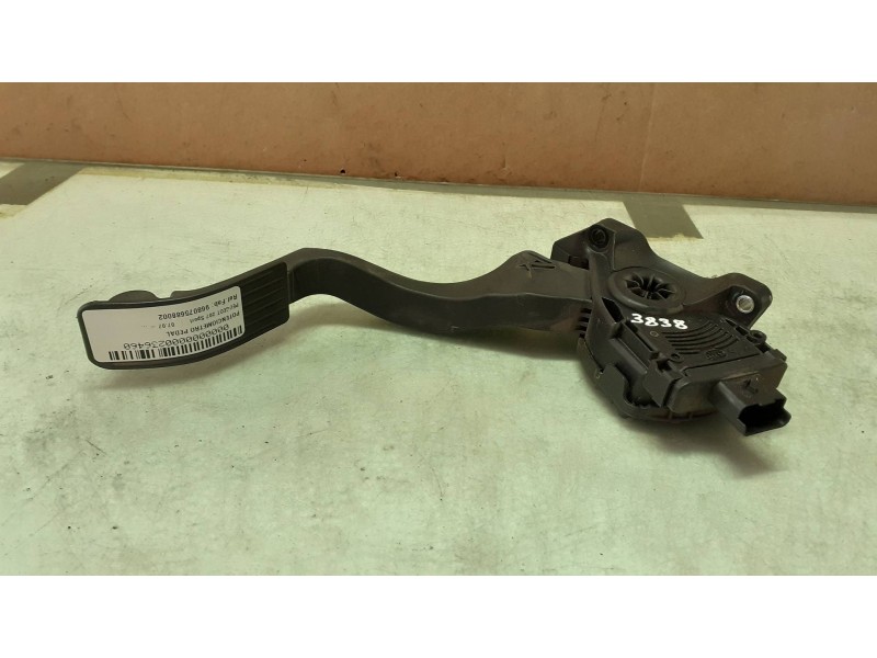 Recambio de potenciometro pedal para peugeot 207 sport referencia OEM IAM 968075688002 6PV00908300 