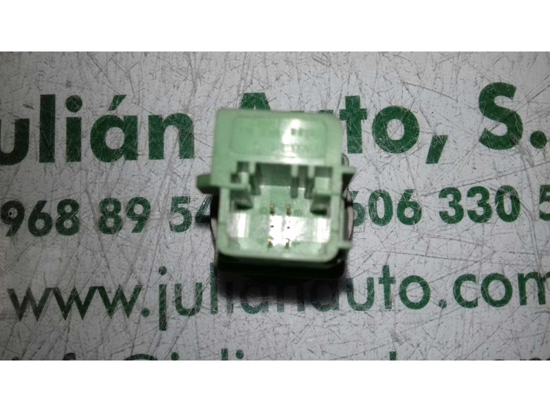 Recambio de interruptor para peugeot partner (s2) totem referencia OEM IAM  2 + 2 PINES VERDE C /C