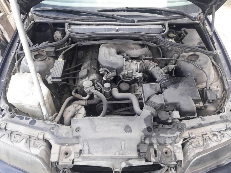 bmw serie 3 berlina (e46) del año 2001