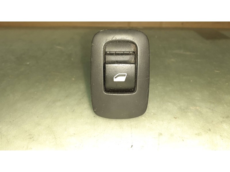 Recambio de mando elevalunas trasero izquierdo para citroen c4 picasso exclusive referencia OEM IAM 96639378ZD  