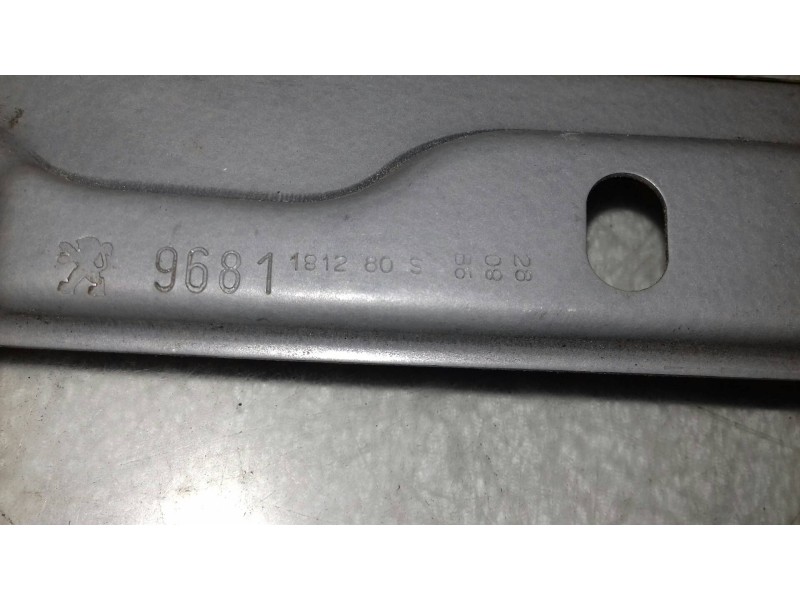 Recambio de elevalunas delantero izquierdo para peugeot 207 sport referencia OEM IAM ARM119856AVG 9681181280S 401786A8