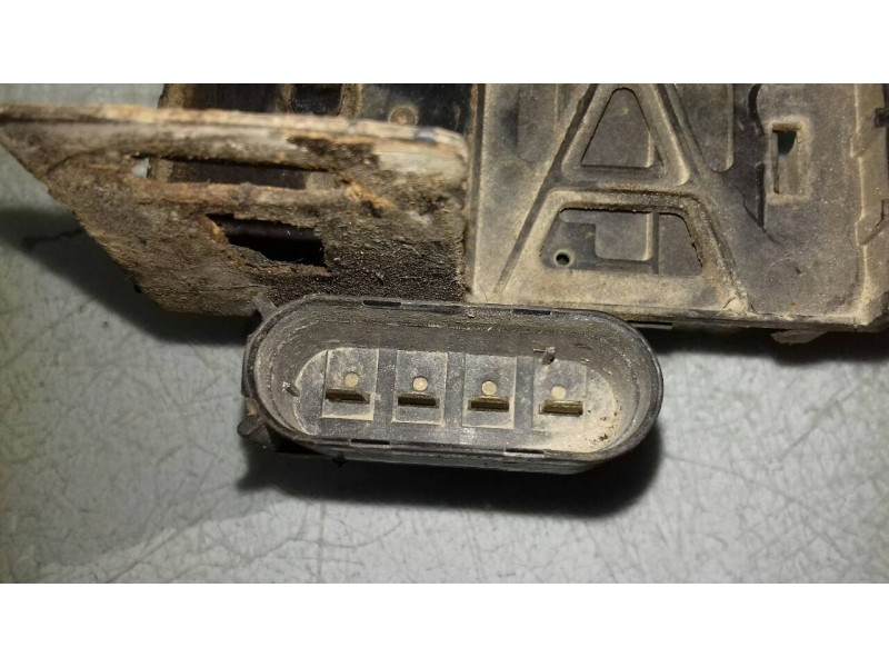 Recambio de caja reles / fusibles para seat arosa (6h1) select referencia OEM IAM   4 PINES