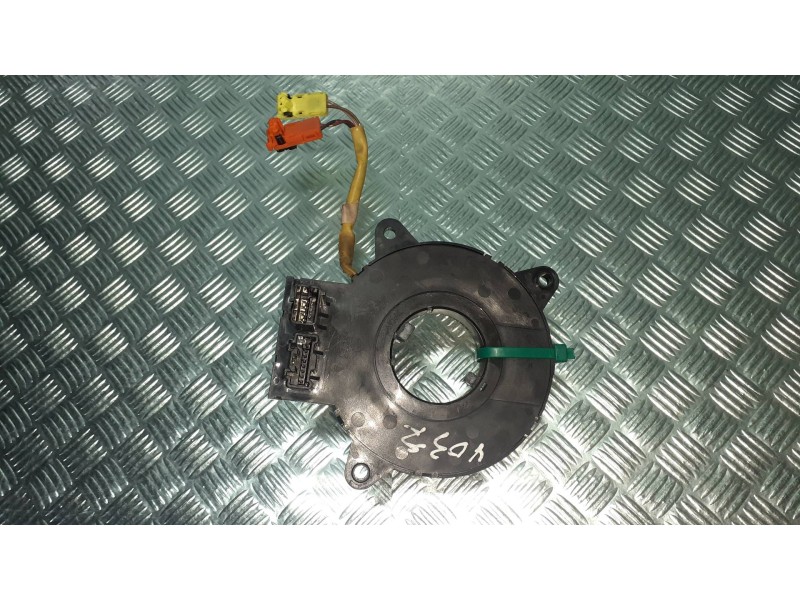 Recambio de anillo airbag para mazda 6 berlina (gg) 1.8 active (4-ptas.) referencia OEM IAM Z70Q331035  