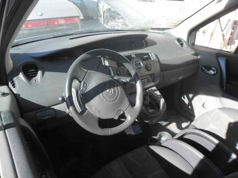 renault scenic ii del año 2005