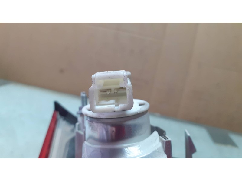 Recambio de piloto trasero izquierdo interior para citroen c4 picasso exclusive referencia OEM IAM 9653547777  0283302123