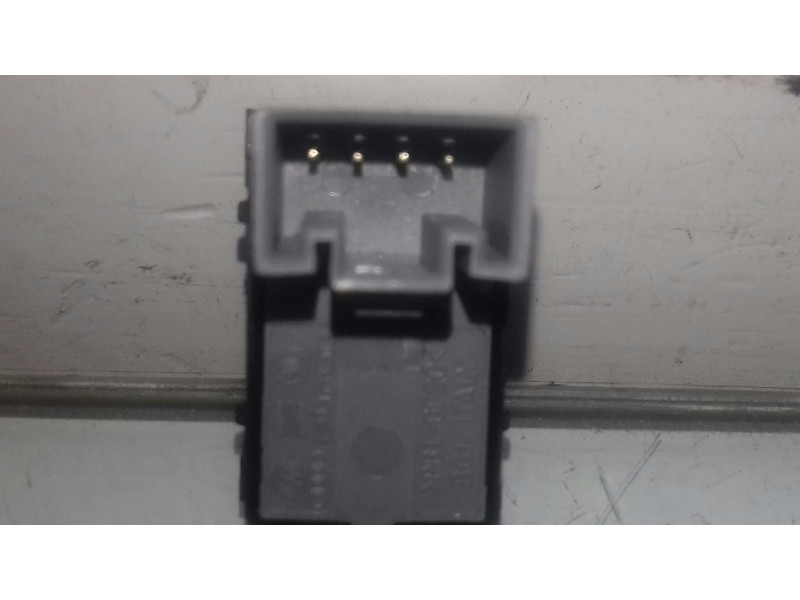 Recambio de mando elevalunas trasero derecho para volkswagen passat berlina (3c2) advance referencia OEM IAM 7L6959855B  