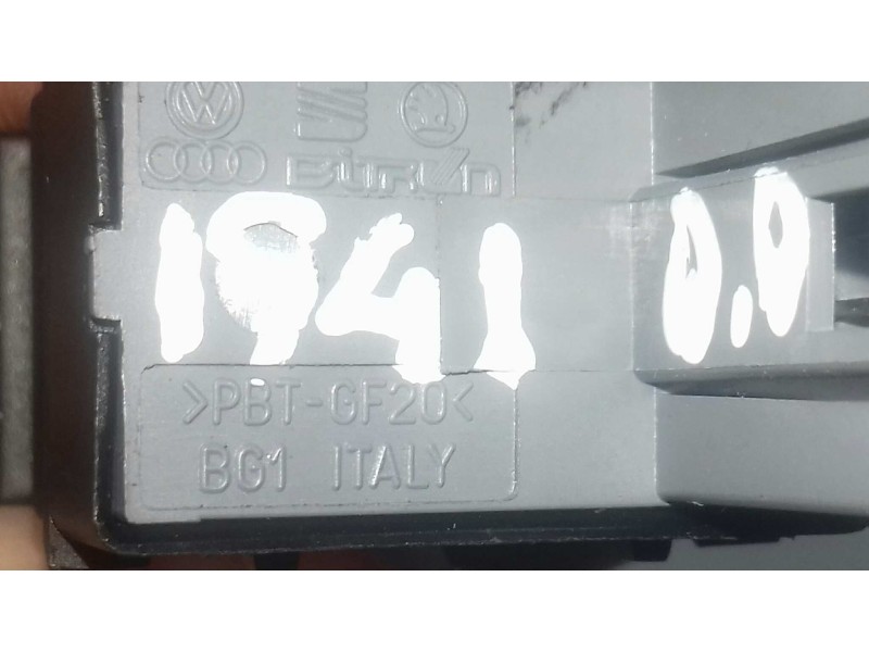 Recambio de mando elevalunas delantero derecho para volkswagen passat berlina (3c2) advance referencia OEM IAM 7L6959855B 235601