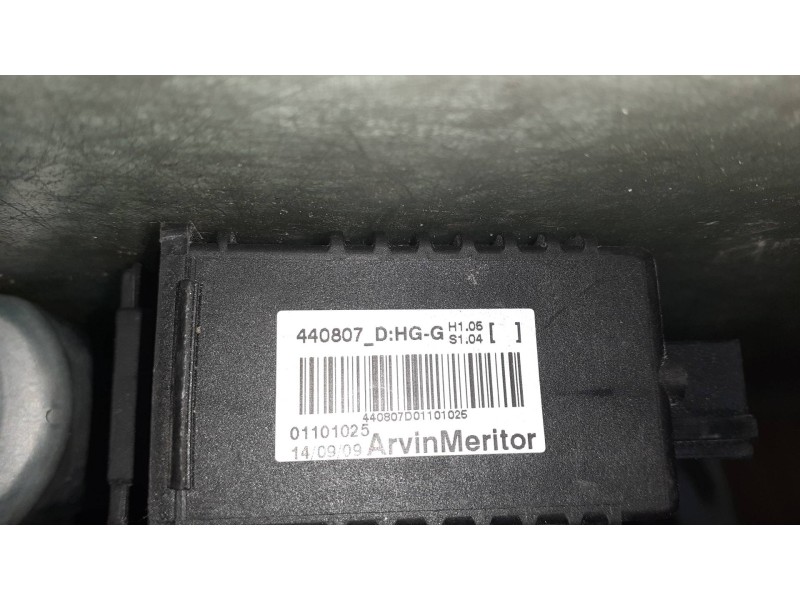 Recambio de motor elevalunas delantero izquierdo para citroen c4 picasso exclusive referencia OEM IAM 9682495680  