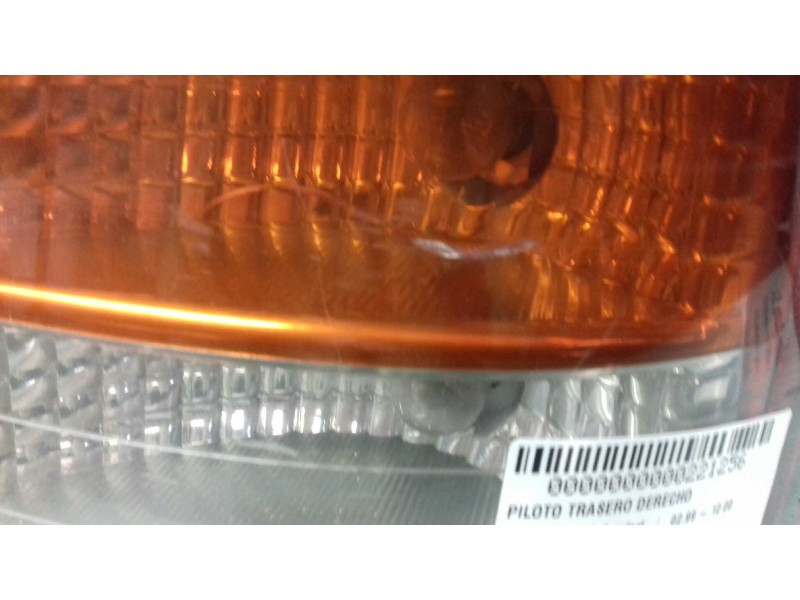 Recambio de piloto trasero derecho para opel zafira a comfort referencia OEM IAM 62281  YORKA