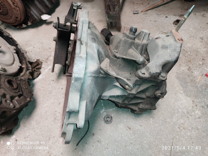 Recambio de caja cambios para chevrolet aveo ls referencia OEM IAM M8  