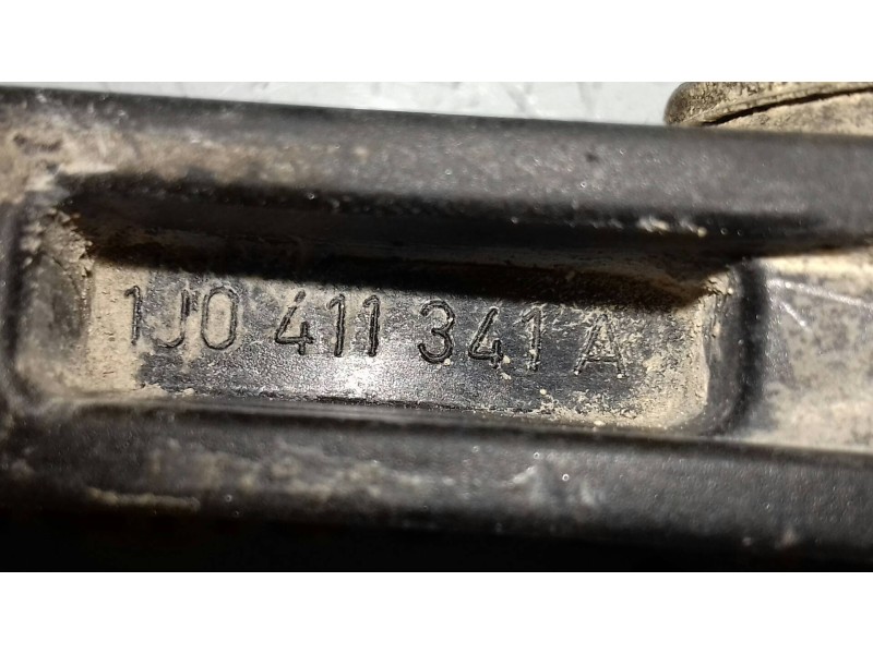 Recambio de bieleta estabilizadora delantera izquierda para seat toledo (1m2) signo referencia OEM IAM 1J0411341A  