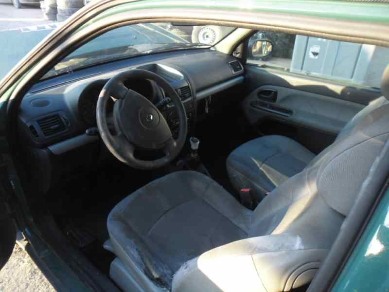 renault clio ii fase ii (b/cb0) del año 2003