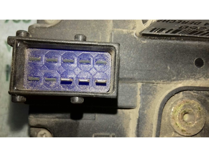 Recambio de cerradura puerta delantera derecha para opel zafira a comfort referencia OEM IAM 90561154  3 PINES