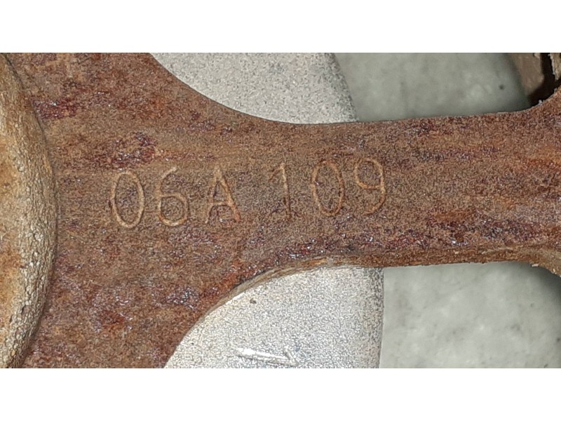 Recambio de polea arbol levas para skoda octavia berlina (1u2) 1.6 referencia OEM IAM 06A109  