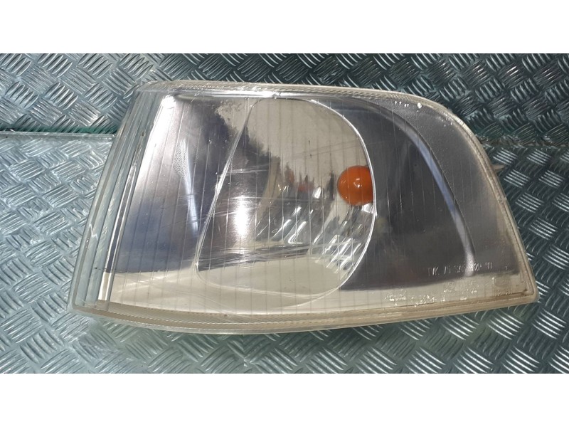 Recambio de piloto delantero derecho para volvo v40 familiar 1.9 d+ (85kw) referencia OEM IAM 30621831 30621833 154335