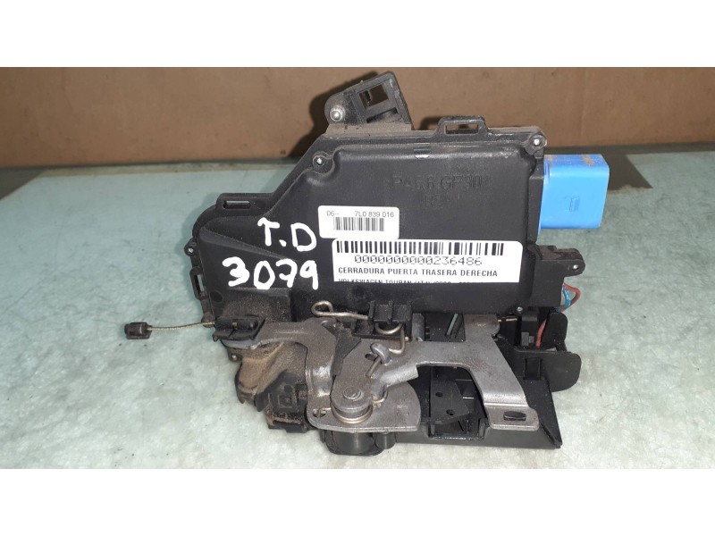 Recambio de cerradura puerta trasera derecha para volkswagen touran (1t1) advance referencia OEM IAM 7L0839016  