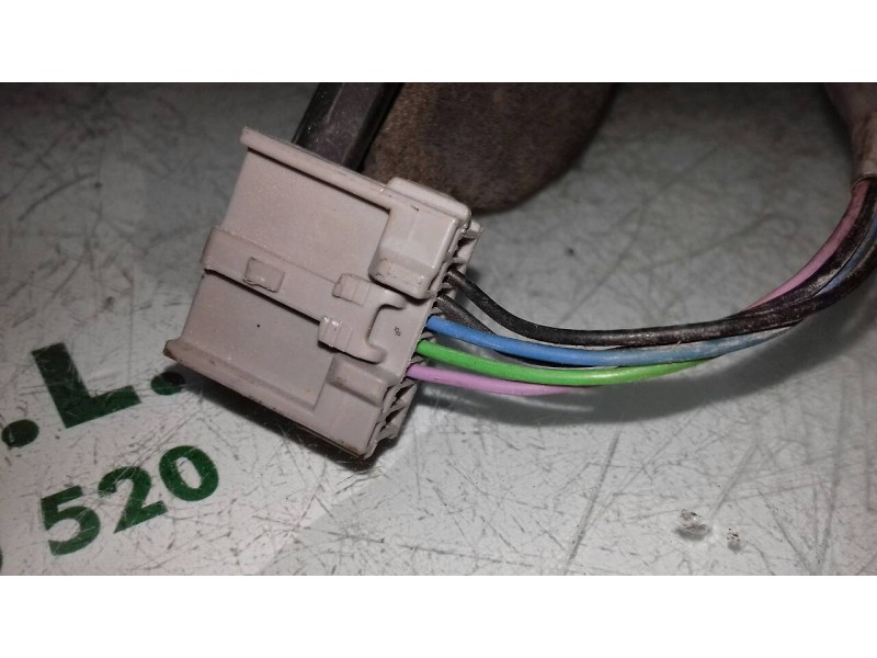 Recambio de retrovisor derecho para nissan primera berlina (p12) line up referencia OEM IAM 96301AU417 014180 ELECTRICO