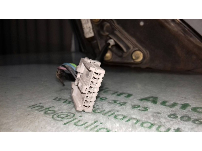 Recambio de retrovisor izquierdo para nissan primera berlina (p12) acenta referencia OEM IAM 96302AU417 014180 ELECTRICO