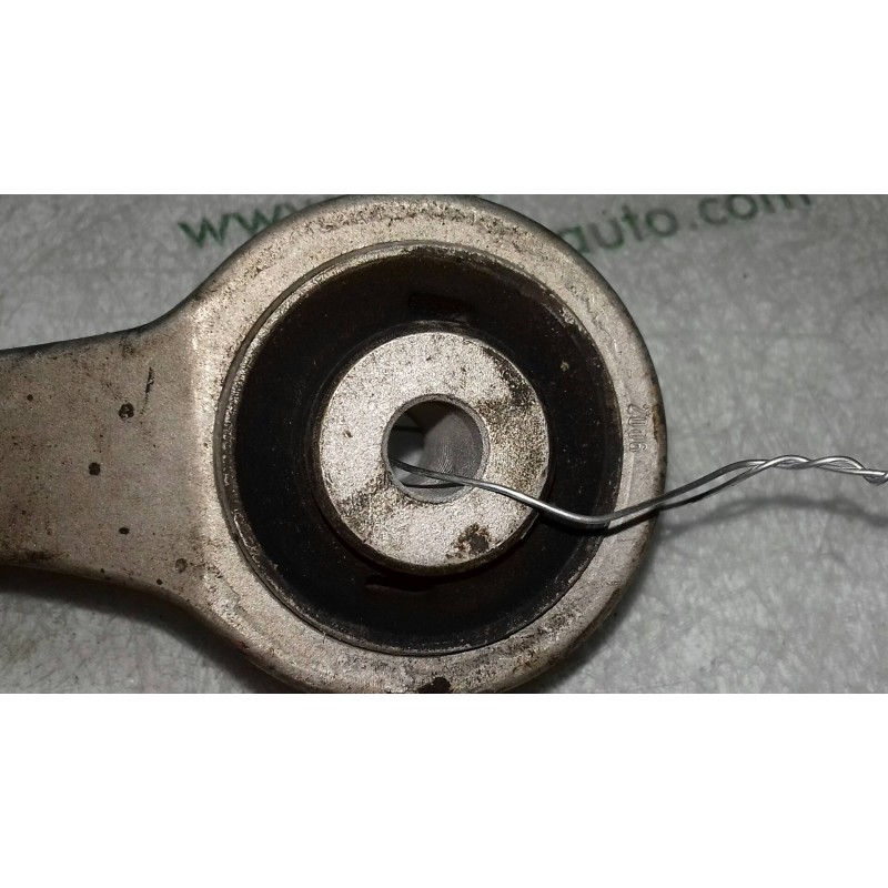 Recambio de brazo suspension superior delantero izquierdo para audi a6 berlina (4f2) 2.7 tdi referencia OEM IAM   