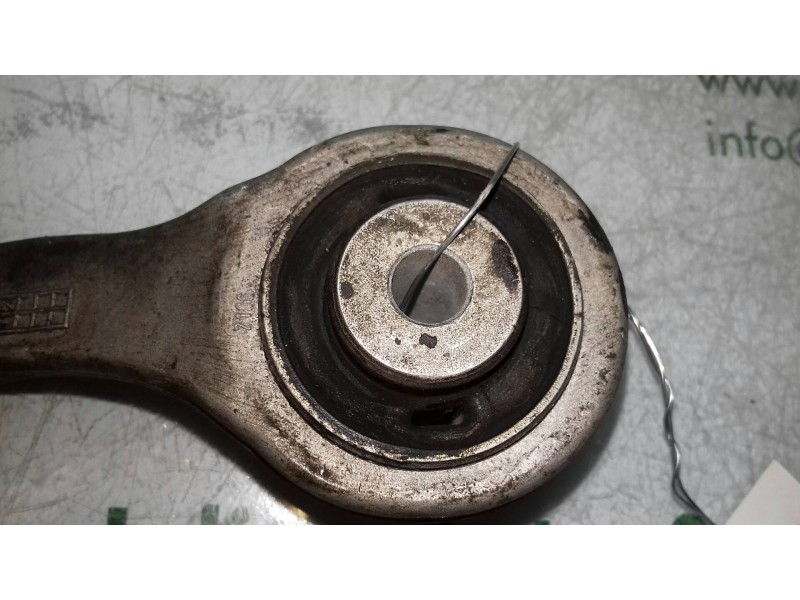 Recambio de brazo suspension superior delantero derecho para audi a6 berlina (4f2) 2.7 tdi referencia OEM IAM   