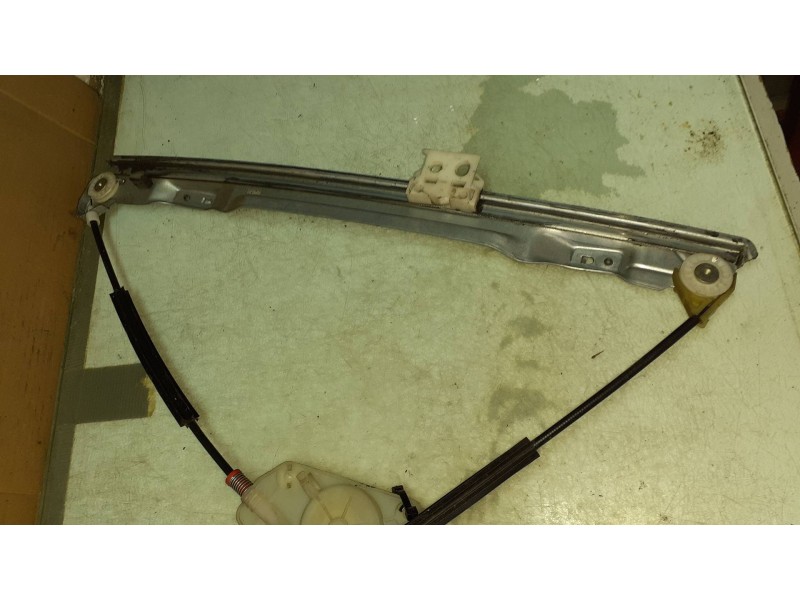 Recambio de elevalunas delantero izquierdo para citroen c4 picasso exclusive referencia OEM IAM   ELECTRICO