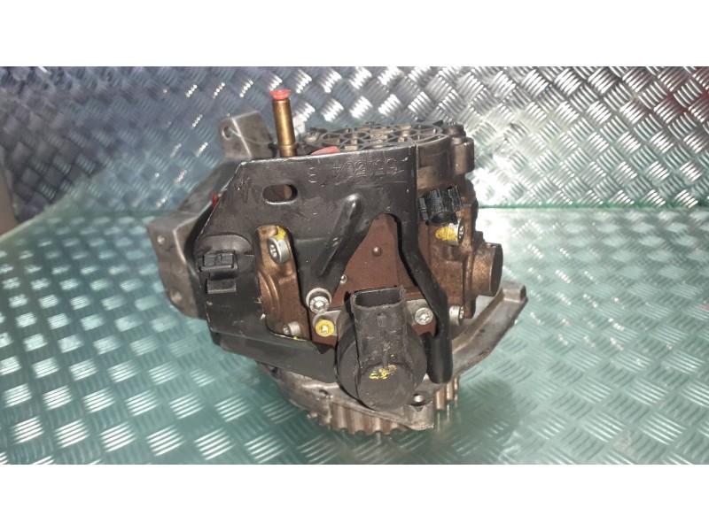 Recambio de bomba inyeccion para peugeot 307 berlina (s2) x-line referencia OEM IAM 9683703780  9654959880