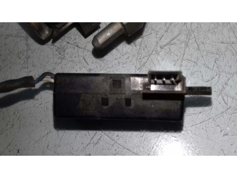 Recambio de conmutador de arranque para opel insignia berlina cosmo referencia OEM IAM 20939745 11480210931 