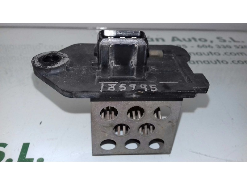 Recambio de resistencia calefaccion para peugeot 206 berlina x-line referencia OEM IAM 9625293080  3 PINES