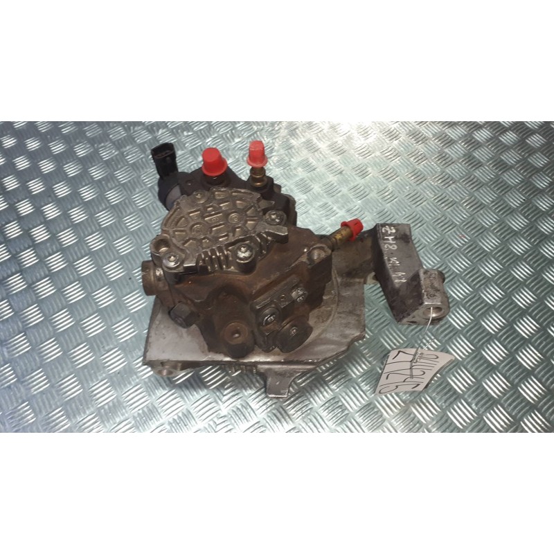 Recambio de bomba inyeccion para citroen c4 coupe collection referencia OEM IAM 9656300380  0445010102