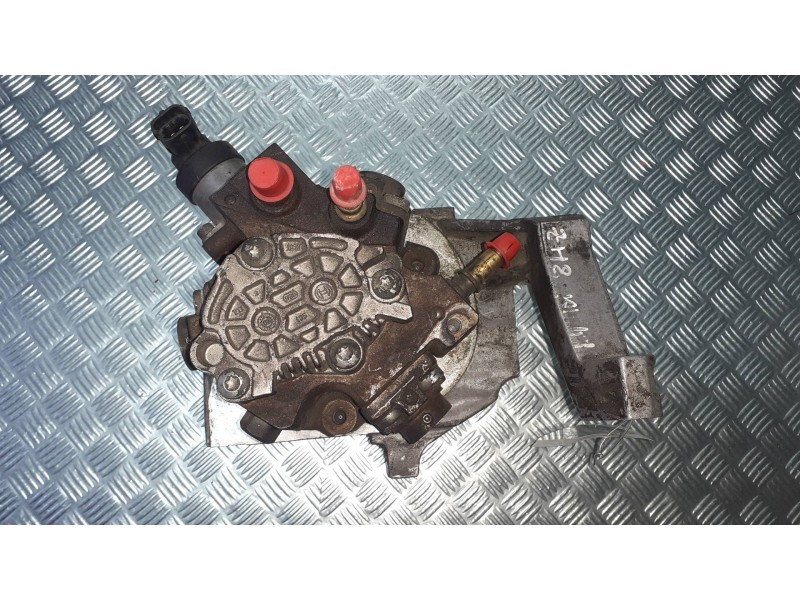 Recambio de bomba inyeccion para citroen c4 coupe collection referencia OEM IAM 9656300380  0445010102