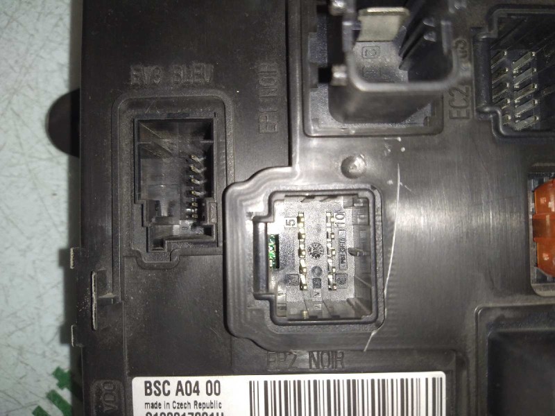 Recambio de caja reles / fusibles para peugeot 407 sw sport referencia OEM IAM 9656148180 BSC A04 00 