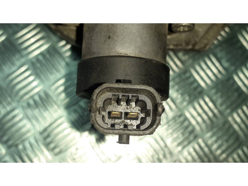 Recambio de bomba inyeccion para citroen c4 coupe collection referencia OEM IAM 9656300380  0445010102