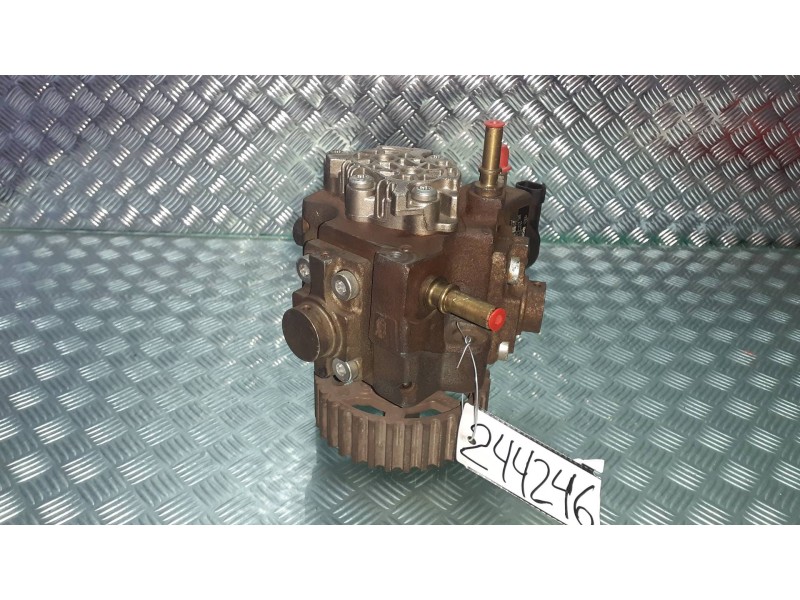 Recambio de bomba inyeccion para citroen c3 1.4 hdi sx plus referencia OEM IAM 9683703780  0445010102