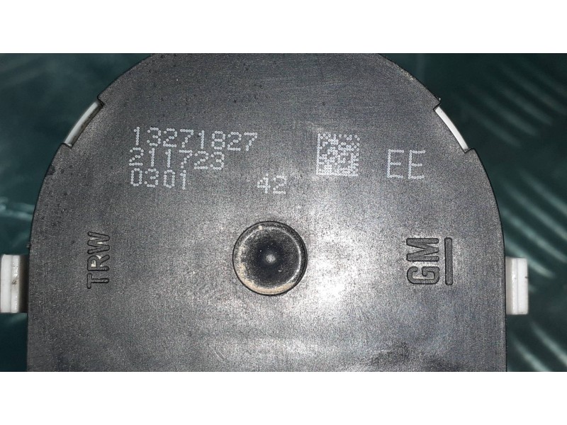 Recambio de mando retrovisor para opel astra j lim. excellence referencia OEM IAM 13271827  