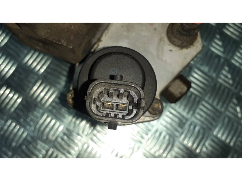 Recambio de bomba inyeccion para citroen c4 grand picasso exclusive referencia OEM IAM 8200108225  0445010075