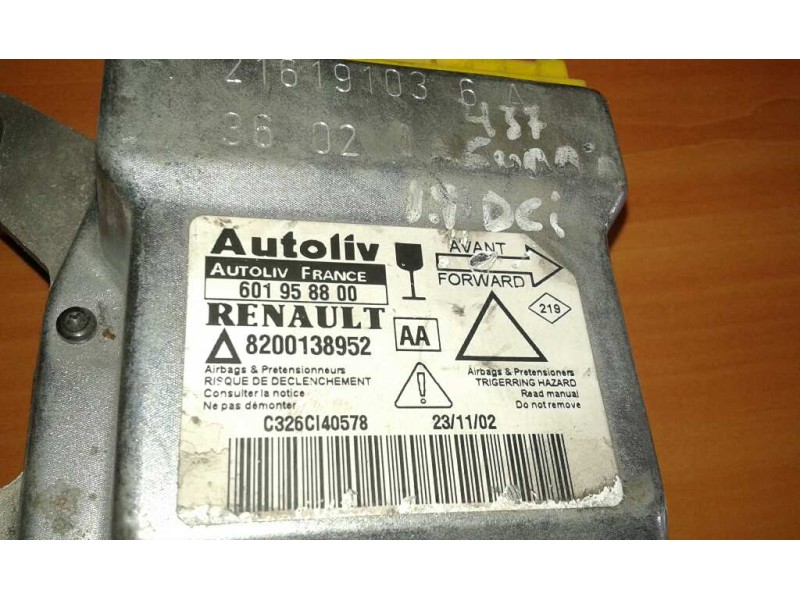 Recambio de centralita airbag para renault laguna ii grandtour (kg0) dynamique referencia OEM IAM 601958800 8200138952 