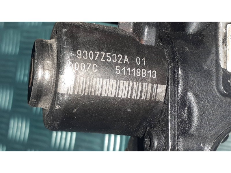 Recambio de bomba inyeccion para citroen c5 berlina millenium referencia OEM IAM  9307Z532A 965689