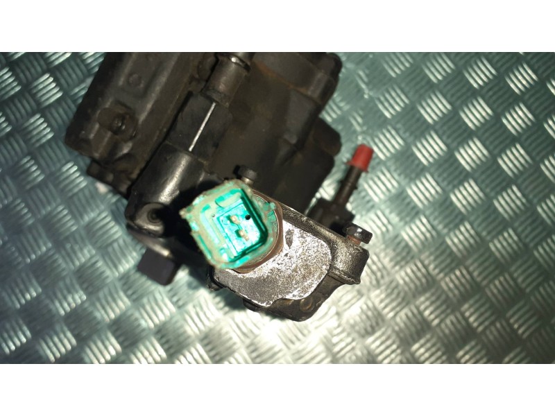 Recambio de bomba inyeccion para citroen c5 berlina exclusive referencia OEM IAM   965689