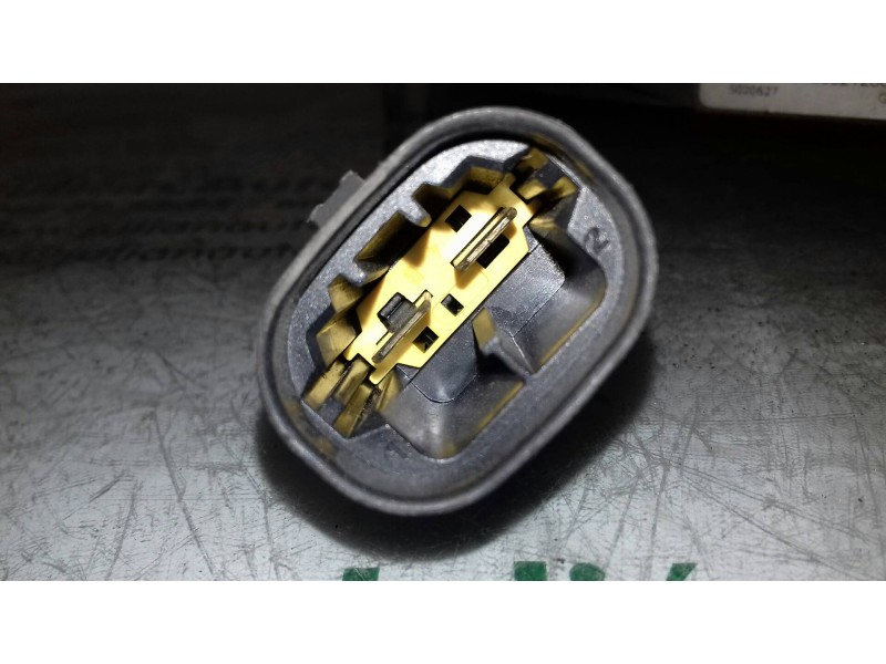 Recambio de electroventilador para fiat scudo (222) referencia OEM IAM 1400821280 2 PINES GATE Recambio de electroventilador para fiat scudo (222) referencia OEM IAM 1400821280 2 PINES GATE