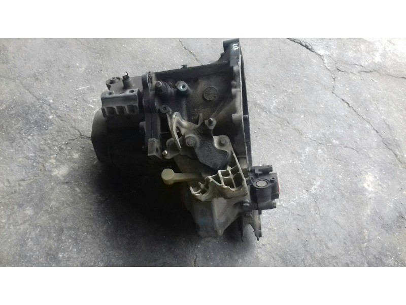 Recambio de caja cambios para peugeot 207 sport referencia OEM IAM 20DP26  